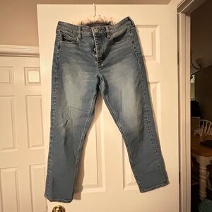 American Eagle Outfitters Blue TomGirl Mid waist jeans.